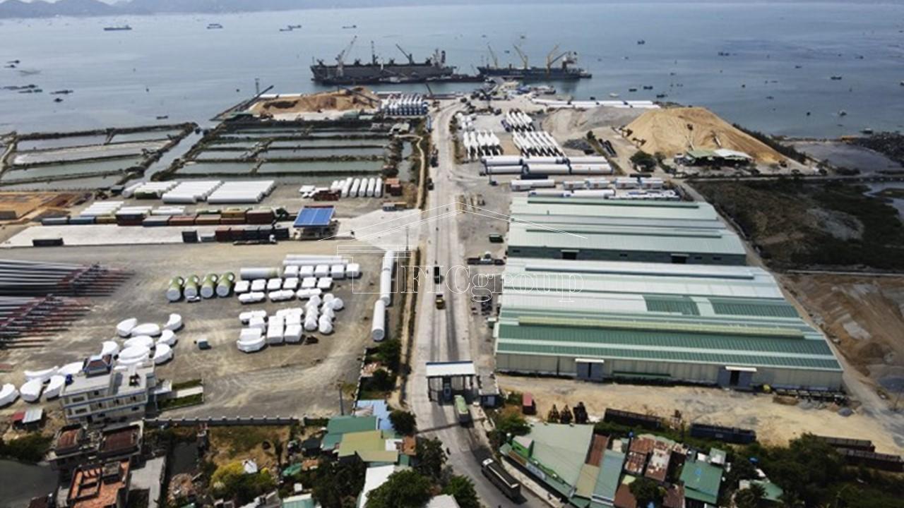 Cam Ranh Port